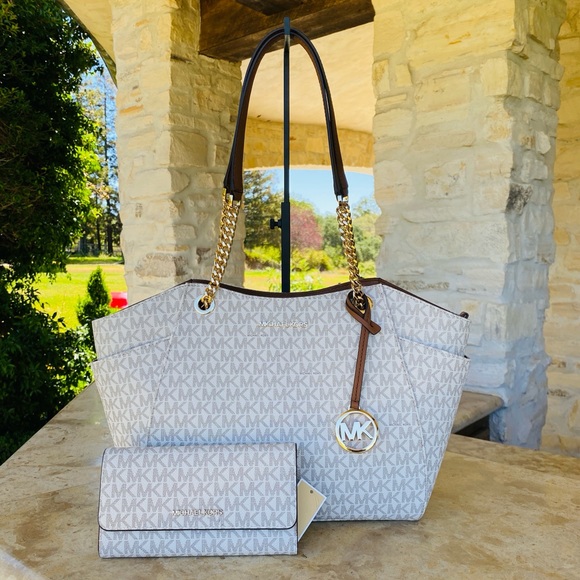 NWT Michael Kors jet set handbag&wallet vanilla - Picture 1 of 16